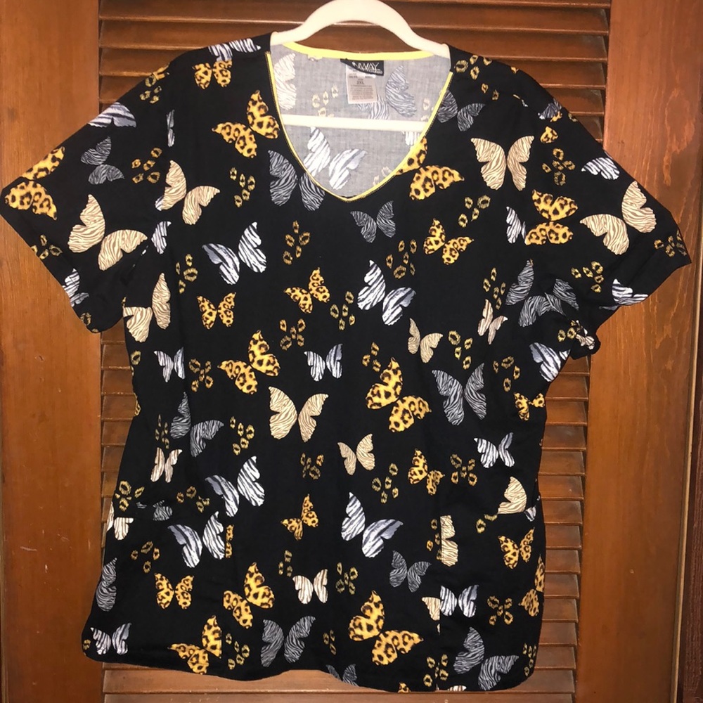 Scrub top Cherokee runway leopard zebra stretch 2X